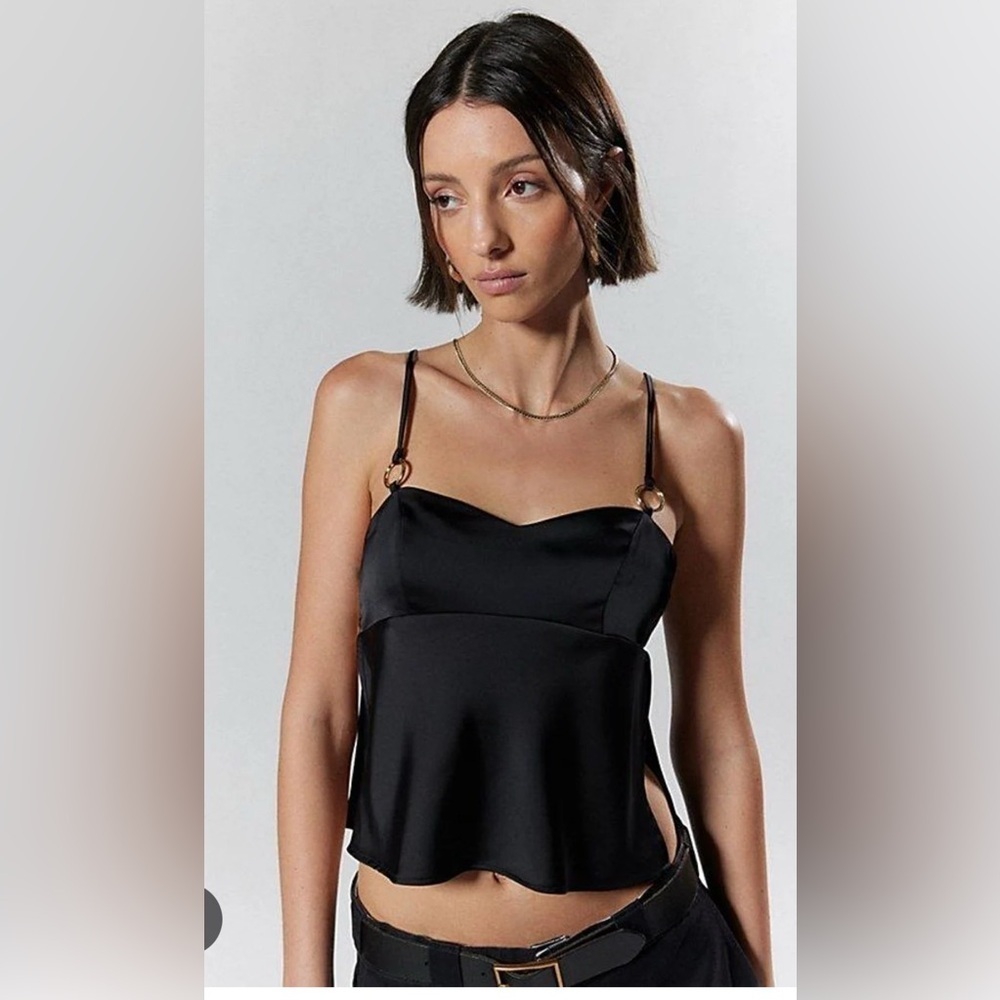 Silence + Noise Frannie Satin Flyaway Cami Black Size L